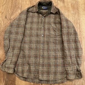 Women’s Vintage Pendleton Brown Plaid shirt